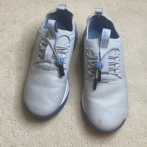 Clove nursing shoes